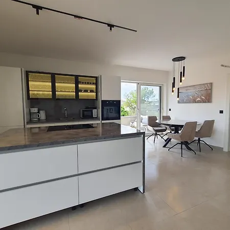 D&d Διαμέρισμα *