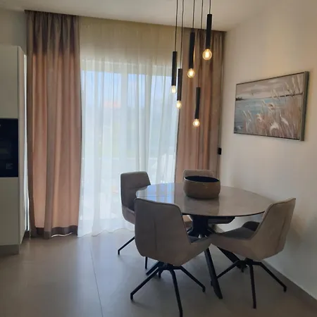 Apartment D&d