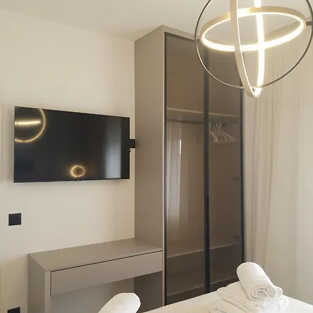 D&d Διαμέρισμα *