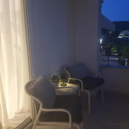 D&d Apartment